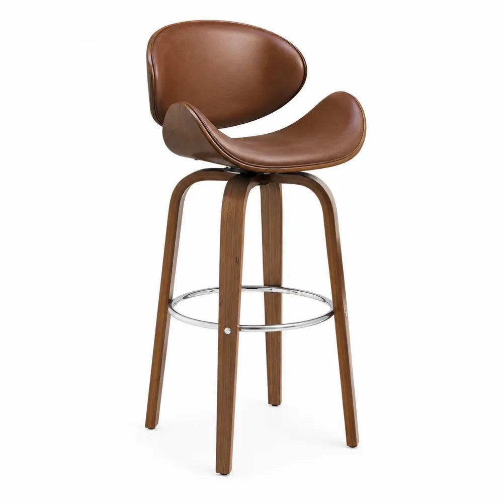Sgabello in pelle con struttura in legno e base in